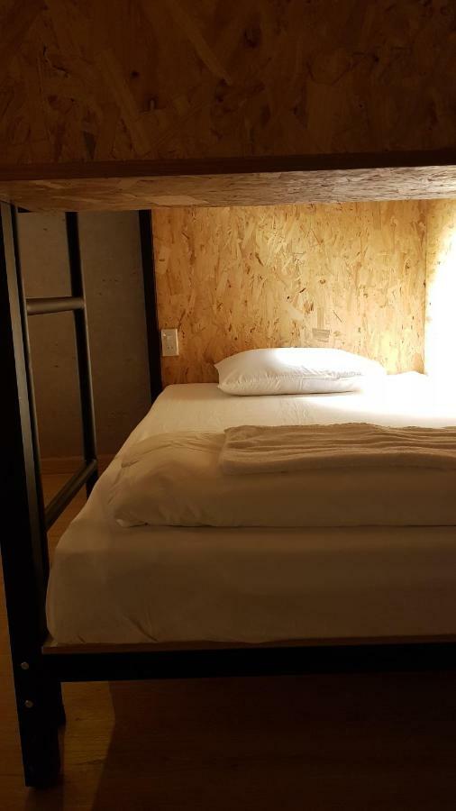 White House Hostel На Транг Екстериор снимка