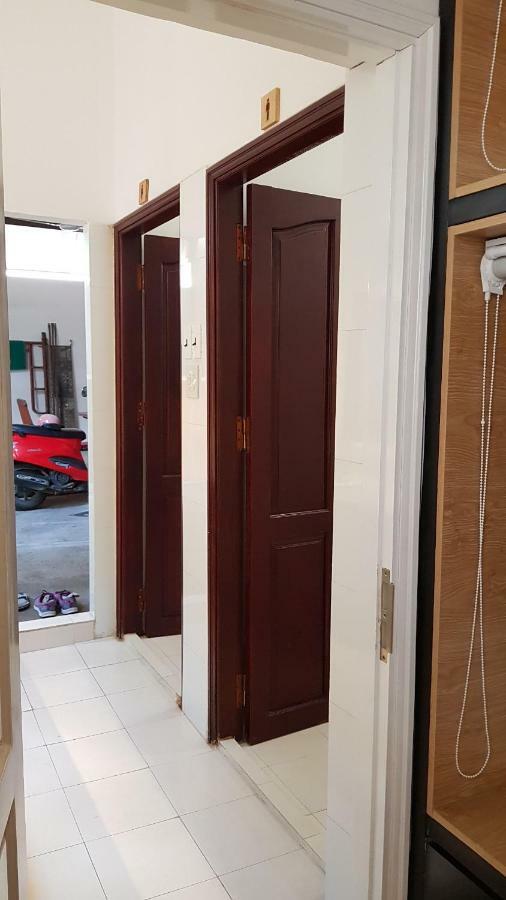 White House Hostel На Транг Екстериор снимка